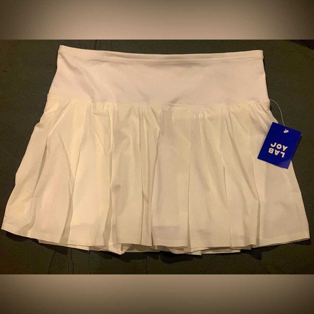 JoyLab NWT White Tennis Skirt Size Large
